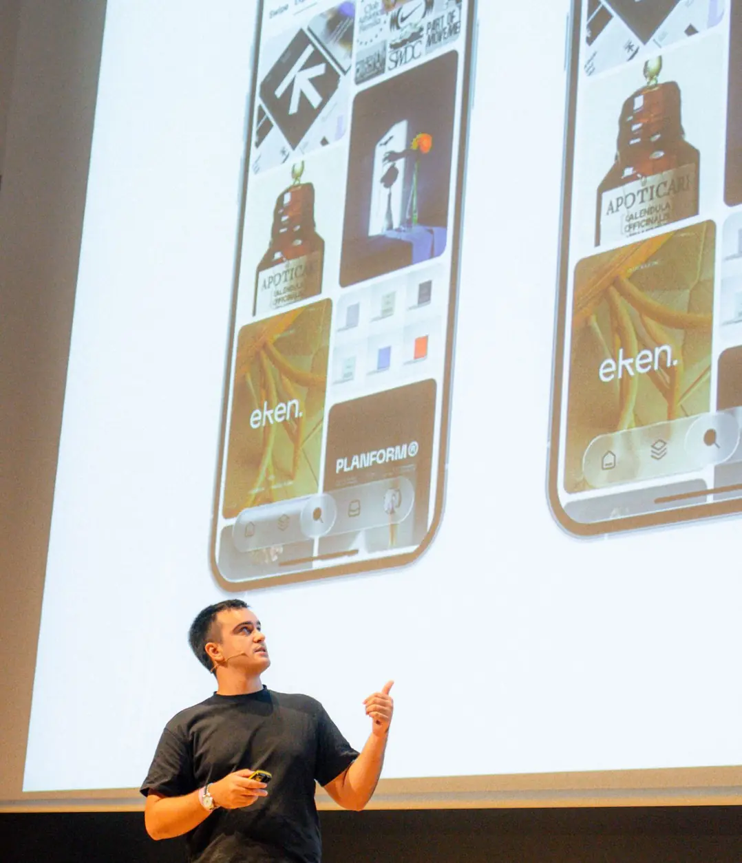 A talk at DHub — an app on the screen